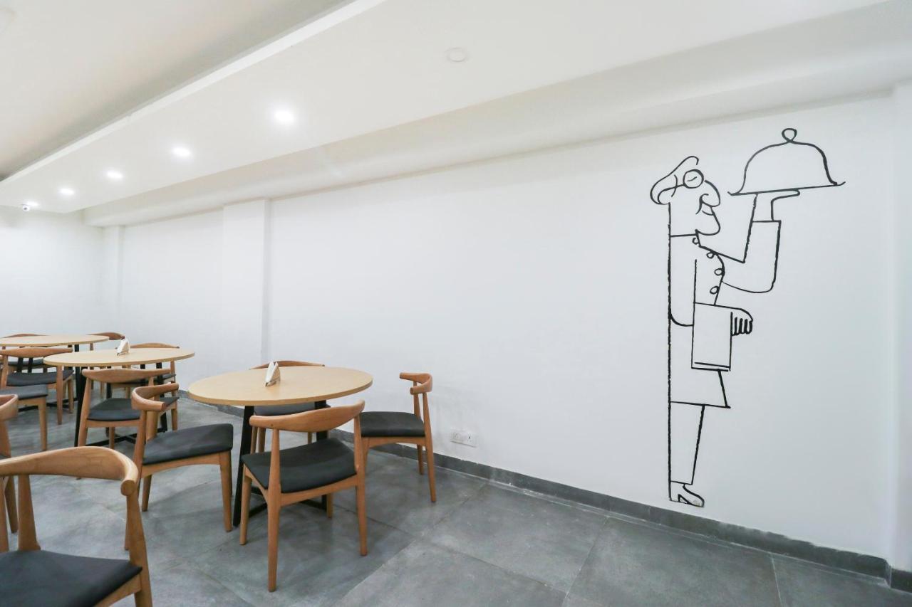 OYO Townhouse 588 Noida Sector 71 Indirapuram Exterior foto