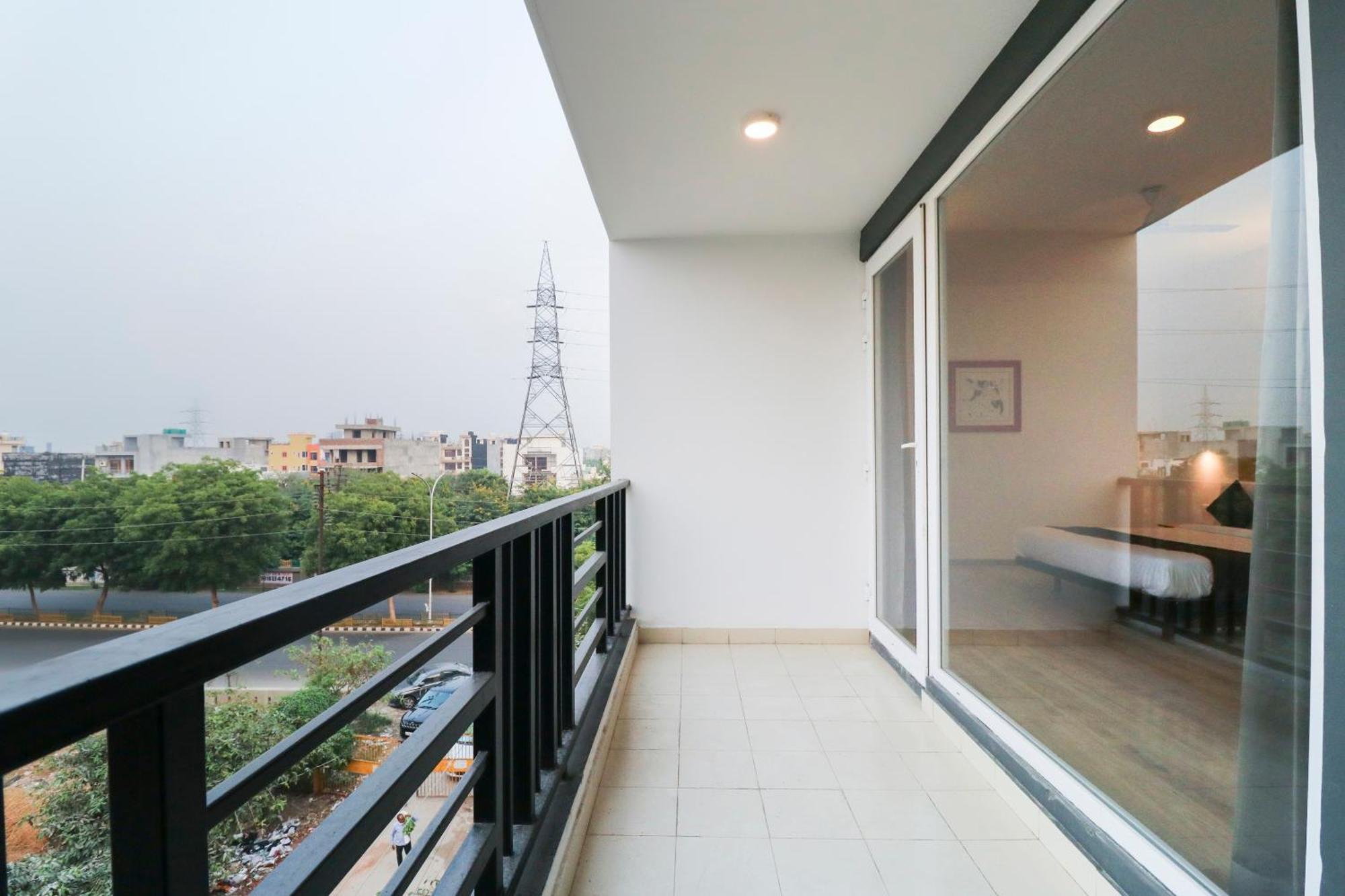 OYO Townhouse 588 Noida Sector 71 Indirapuram Exterior foto